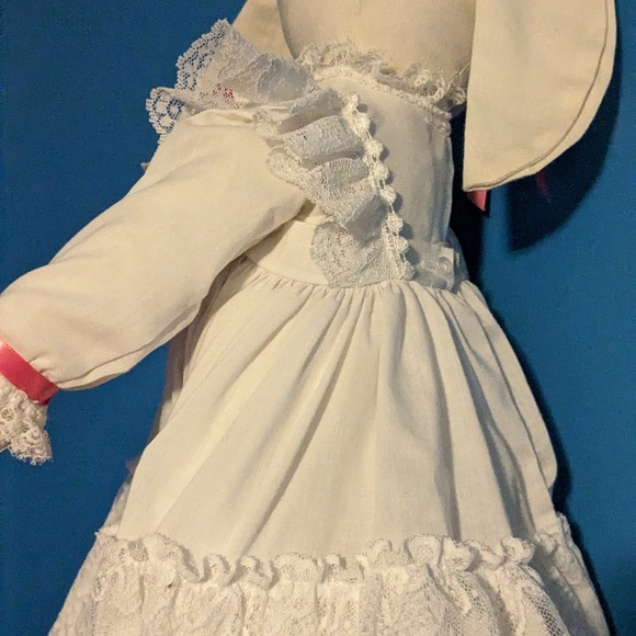 Rabbit vintage doll rabbit adorable with no face beautiful dress - Picture 9 of 10